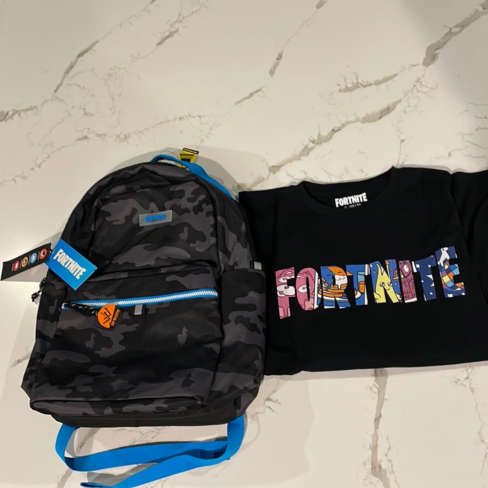 Youth back pack and t- shirt